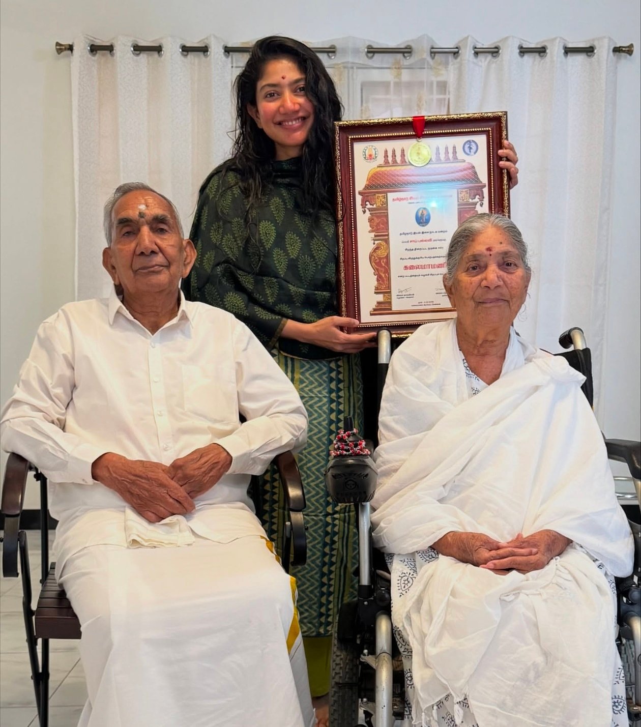 Sai Pallavi with Grandparents